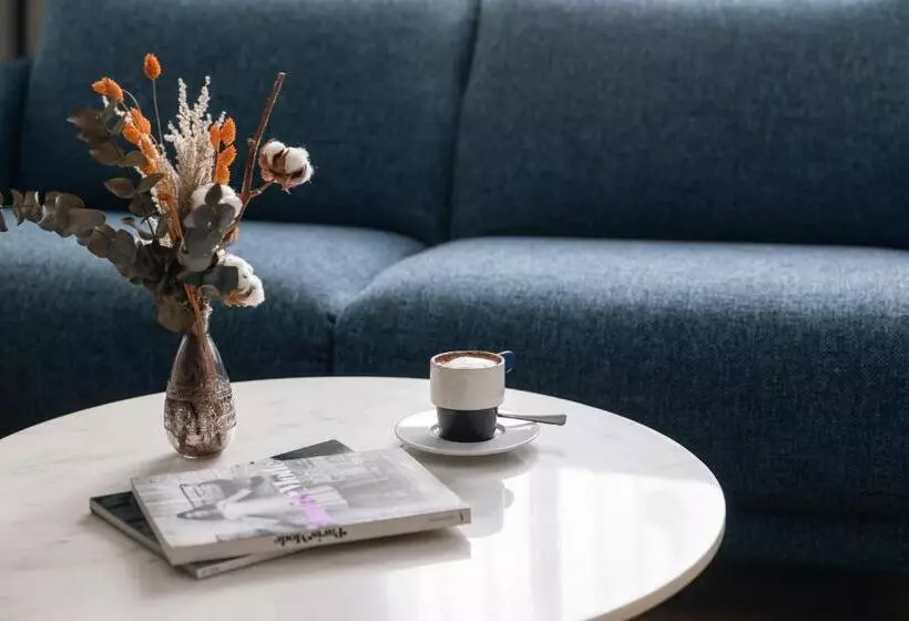 سوئیت با تخت بزرگ, Voco Madrid Retiro, An Ihg