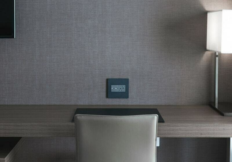 غرفه قياسيه سريرين مزدوجين, Ac Hotel By Marriott Madison Downtown