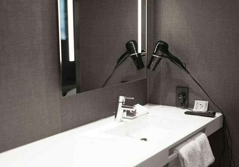 غرفه قياسيه سريرين مزدوجين, Ac Hotel By Marriott Madison Downtown