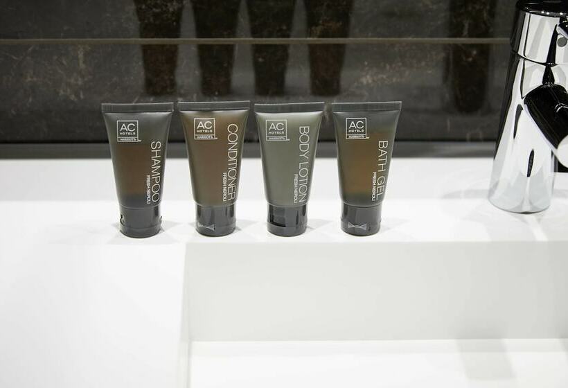 غرفة قياسية سرير مزدوج, Ac Hotel By Marriott Madison Downtown