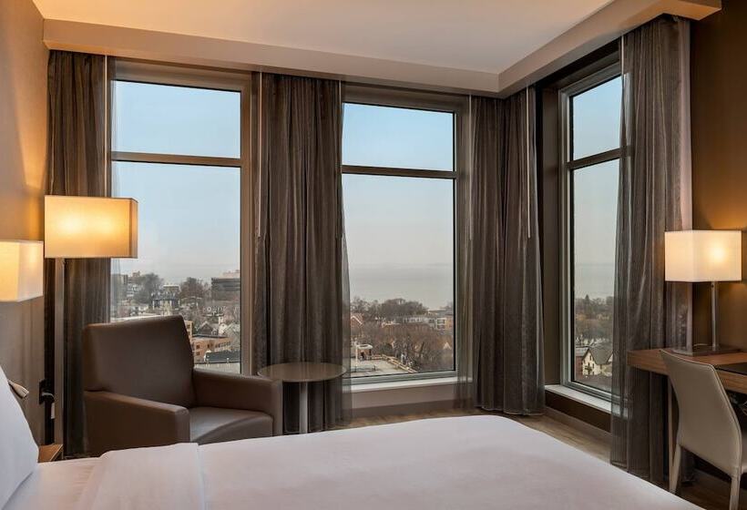 غرفه قياسيه سريرين مزدوجين, Ac Hotel By Marriott Madison Downtown