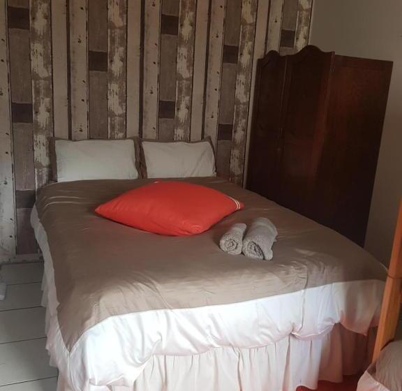 2间卧室的房子, Keedols Inn & Backpackers