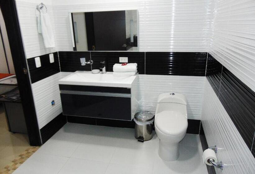 スタンダードルーム, Jardines Del Caney