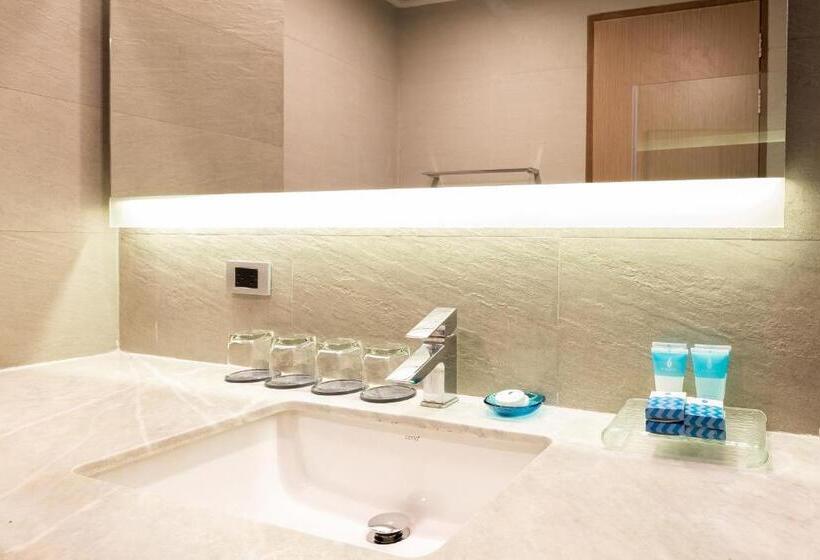 디럭스 패밀리 룸, Bluesotel Krabi Aonang Beach  Sha Extra Plus