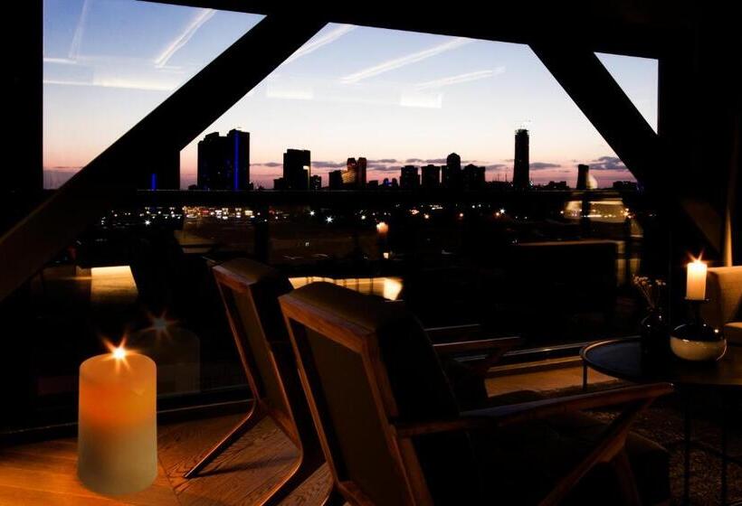 ハイドロマッサージバス付きスイート, Cityloft 81