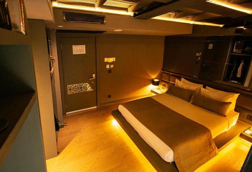 バスタブ付きスタンダードルーム, Cityloft 81