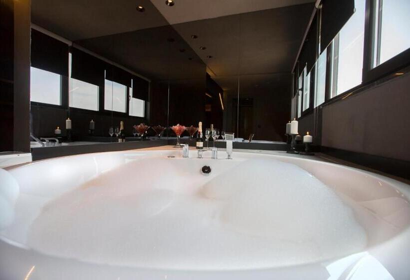 バスタブ付きスタンダードルーム, Cityloft 81