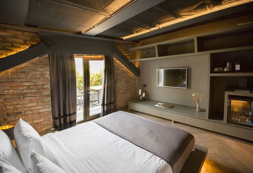 テラス付きデラックスルーム, Cityloft 81