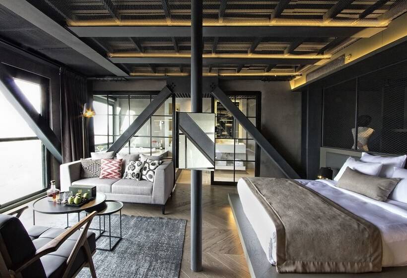 ハイドロマッサージバス付きスイート, Cityloft 81