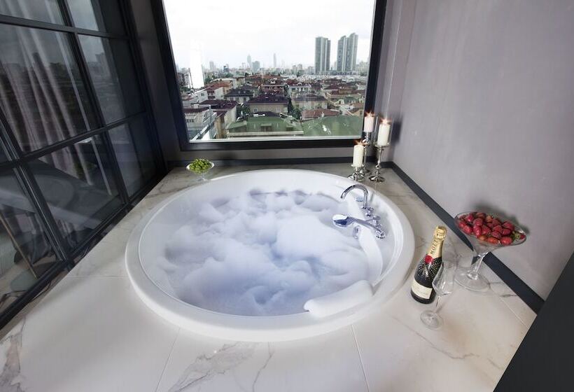 ハイドロマッサージバス付きスイート, Cityloft 81