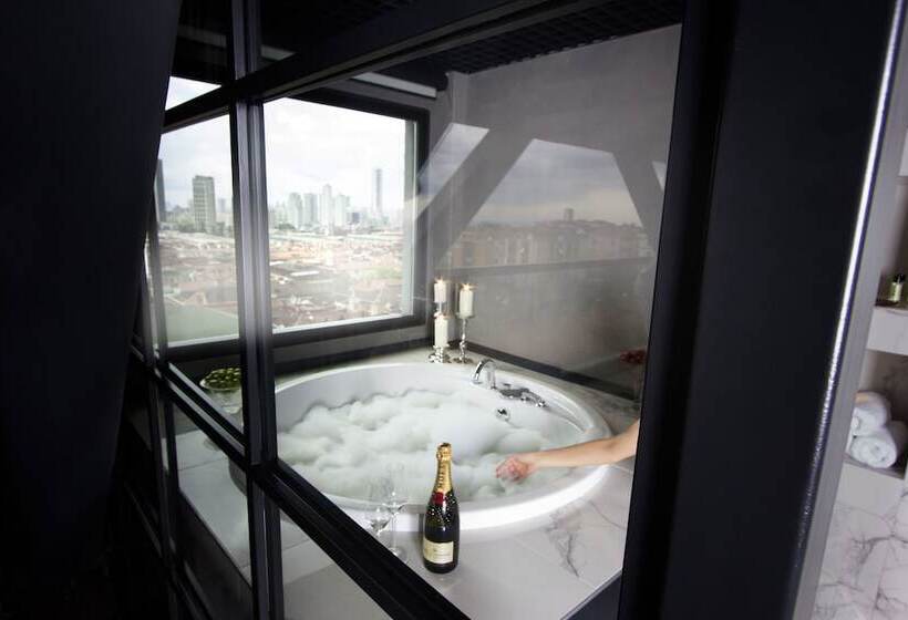 ハイドロマッサージバス付きスイート, Cityloft 81