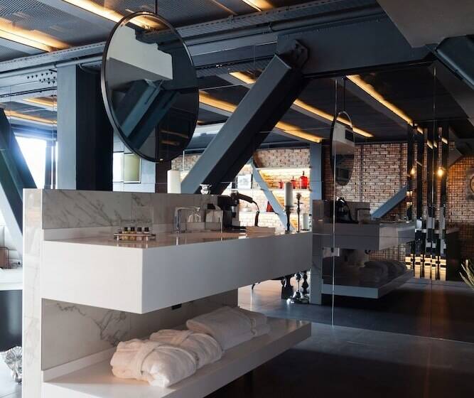 プレジデントスイートルーム, Cityloft 81