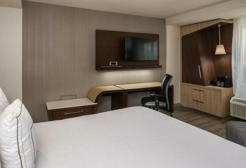 חדר סטנדרט עם מיטת קינג, Courtyard By Marriott Temecula Murrieta