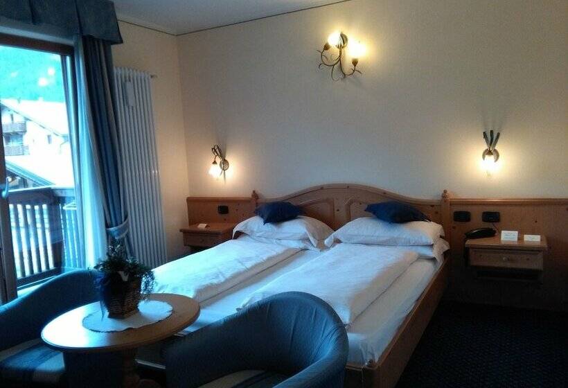 اتاق استاندارد, Flora