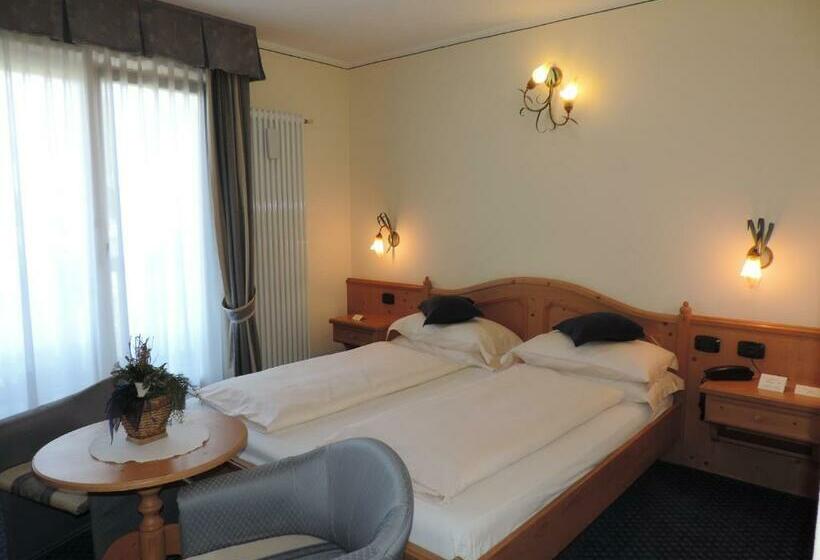 اتاق استاندارد, Flora