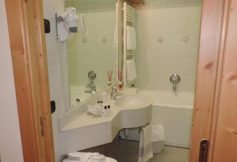 اتاق سوپریور, Flora