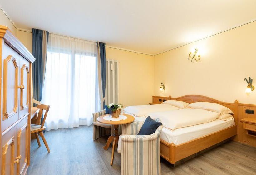 اتاق سوپریور, Flora