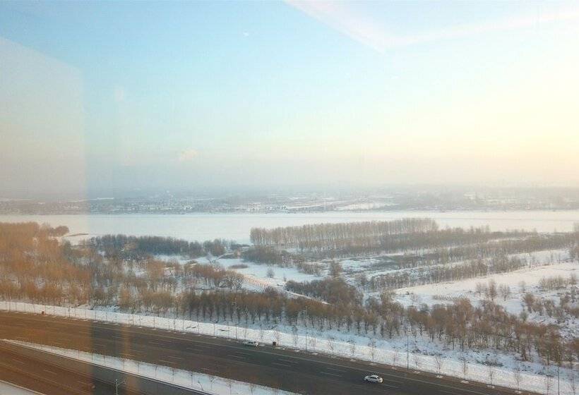اتاق استاندارد با چشمانداز رودخانه, Shangrila Songbei, Harbin