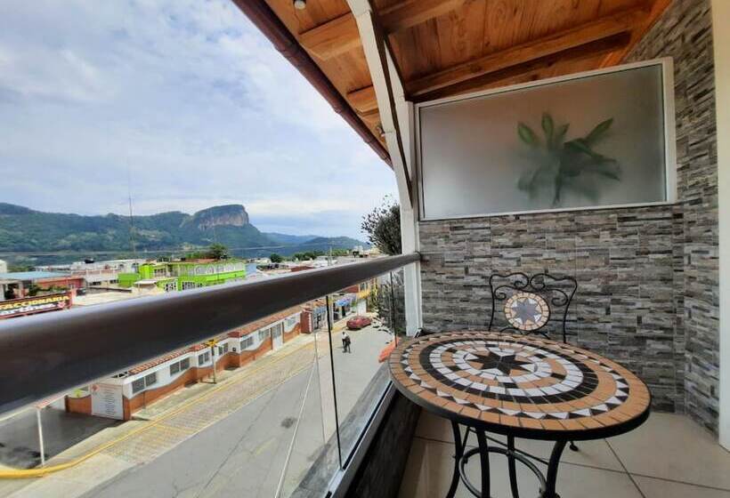 プレジデントスイートルーム, & Suites Cerro Roj0