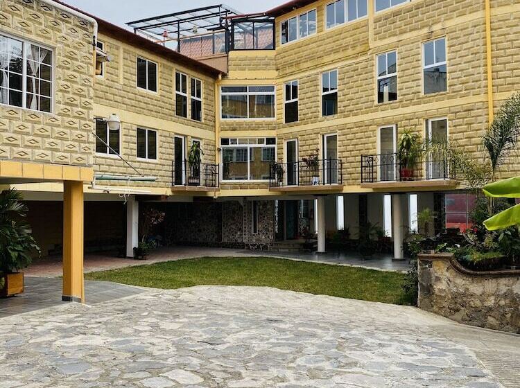 プレジデントスイートルーム, & Suites Cerro Roj0