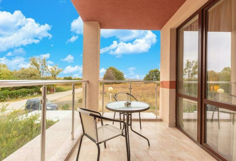 Апартаменты 2 Спальни с Балконом, Apart Hotel Tarsis Club