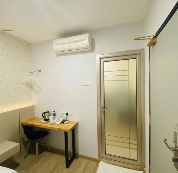 スタンダードシングルルーム, U And Me