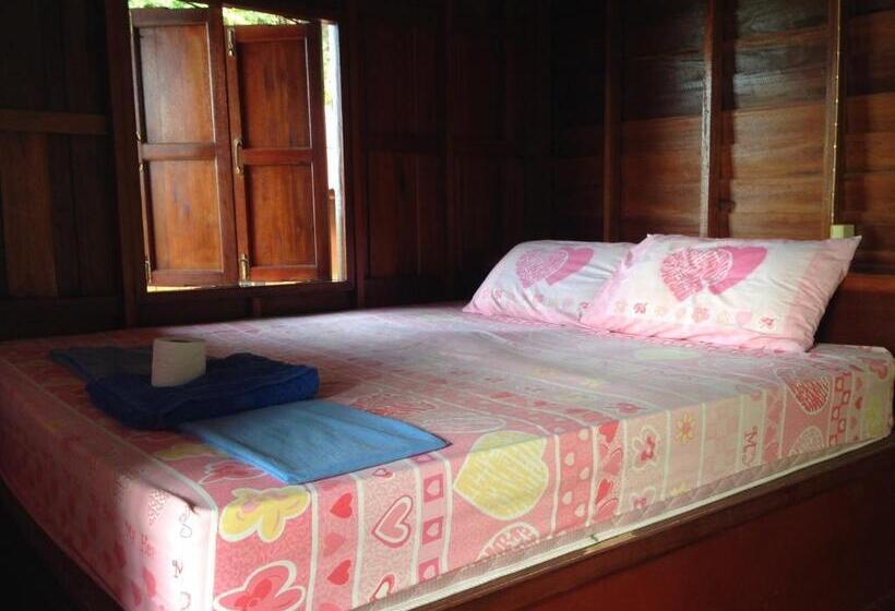Бунгало Стандарт, J.b. Hut Bungalows