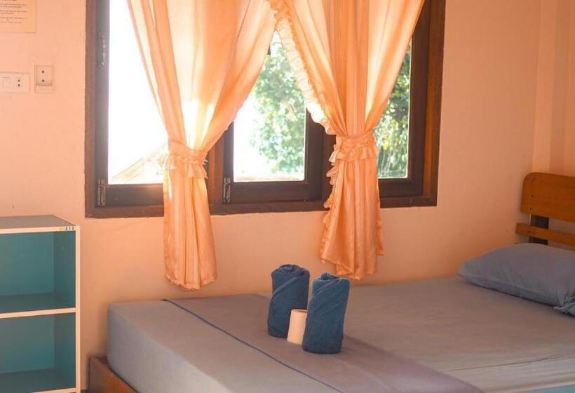 Бунгало Стандарт Вид на Сад, J.b. Hut Bungalows