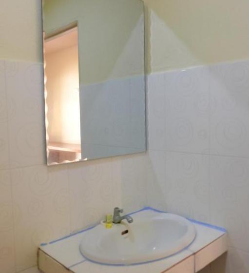 Номер Стандарт, J.b. Hut Bungalows