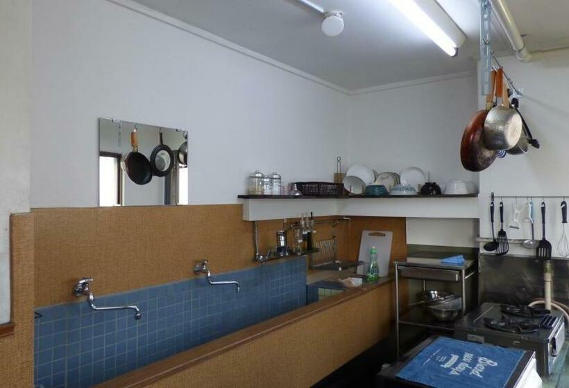 공동 객실, Yokohama Hostel Village Hayashikaikan