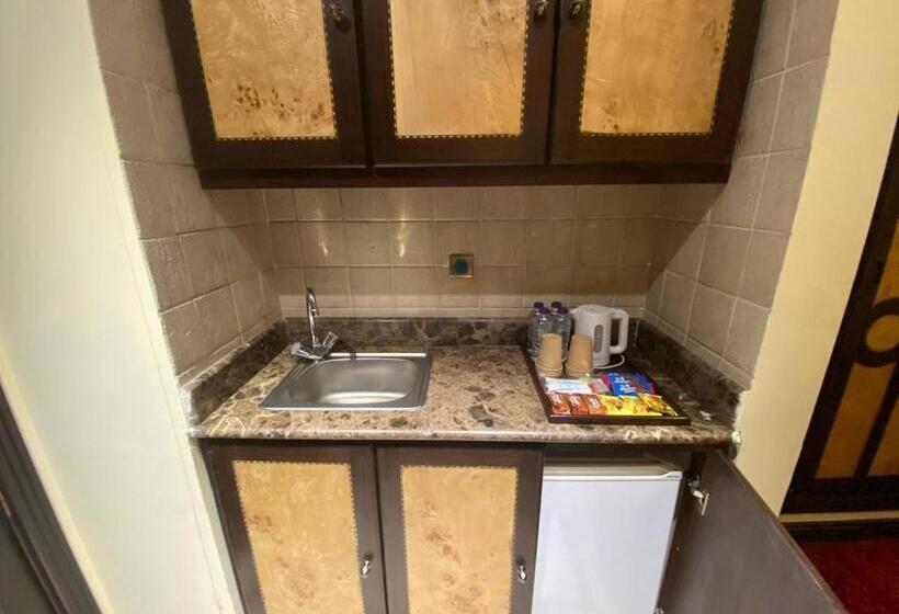 جناح عائلي, فندق اطلس نسك مني سابقاً