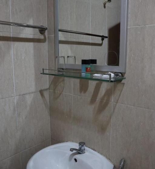 デラックスルーム, Wangsamas