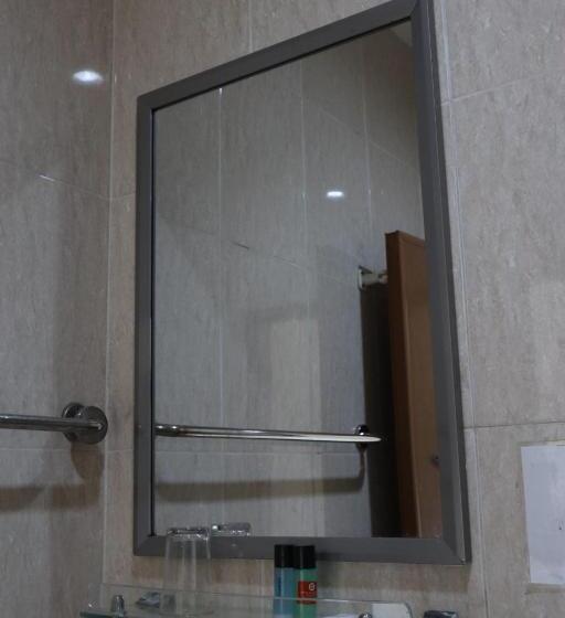 スーペリアールーム, Wangsamas