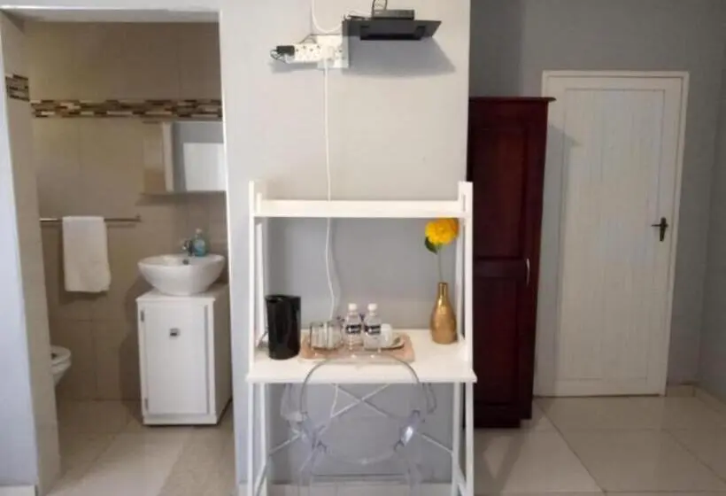 エコノミールーム, Agt Guesthouse