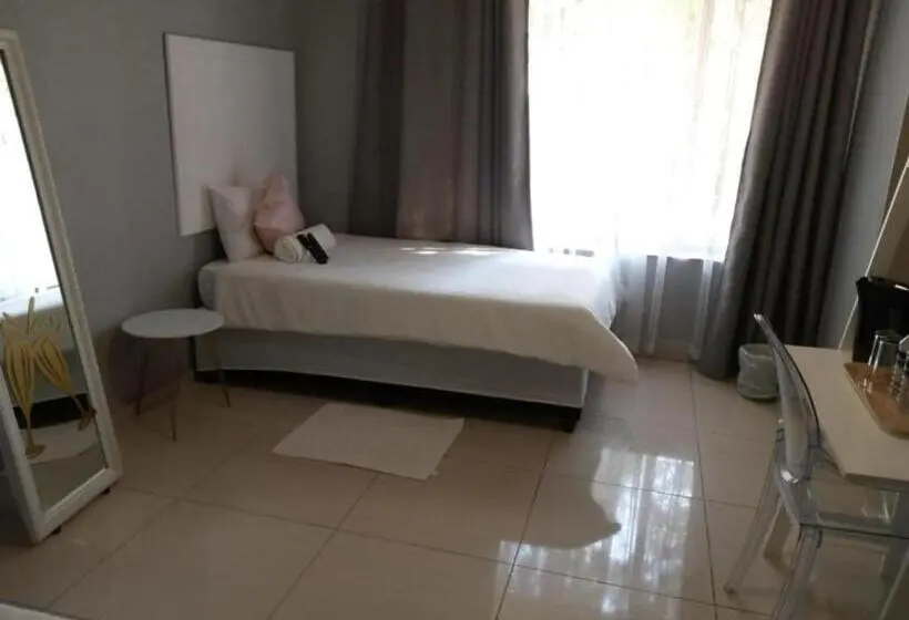 エコノミールーム, Agt Guesthouse
