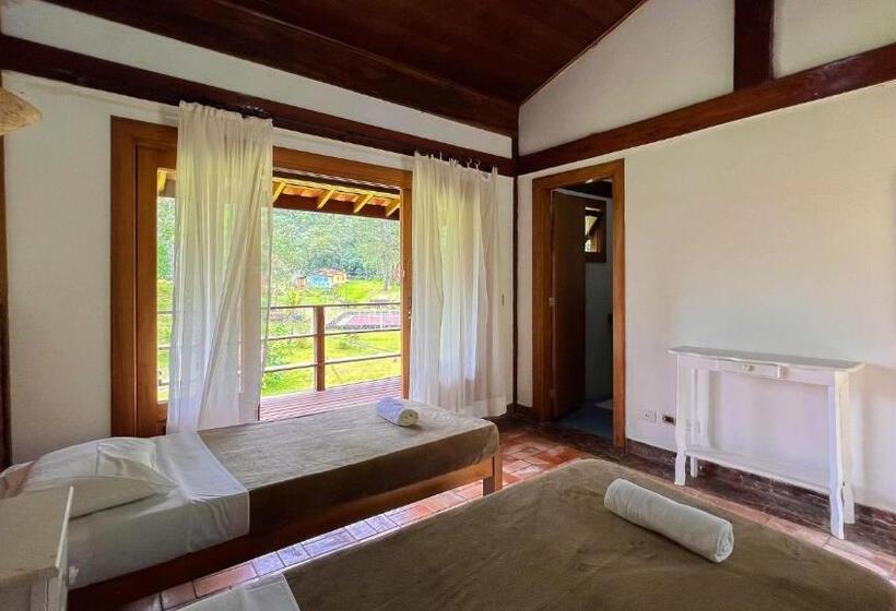 발코니 디럭스 룸, Pousada Ananda Parivara Ashram