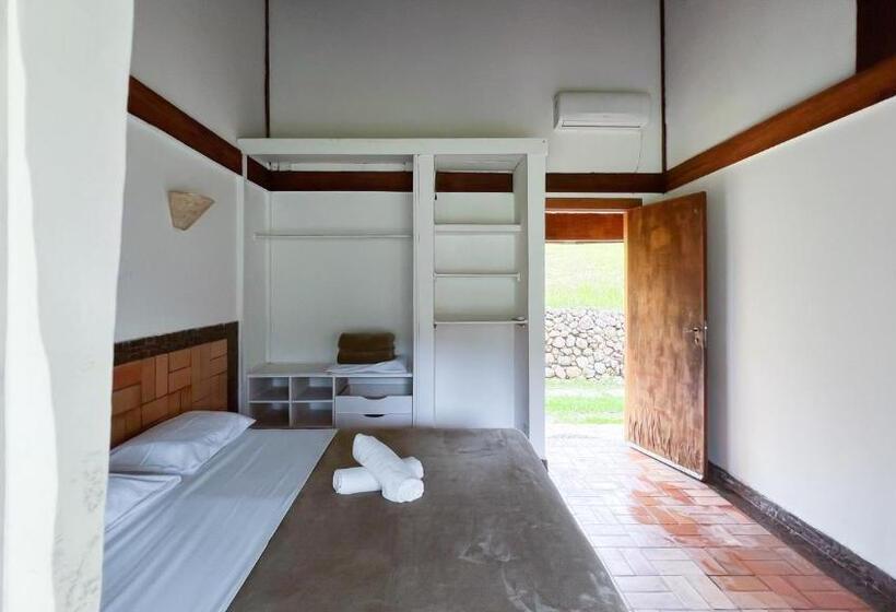 Balkonlu Delüks Oda, Pousada Ananda Parivara Ashram