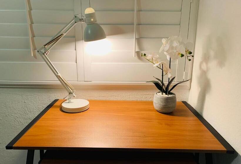 خانه 1 خوابه, Remodeled Contemporary Guest Suites House In Mira Mesa,san Diego,near La Jolla,del Mar, Rancho Santa