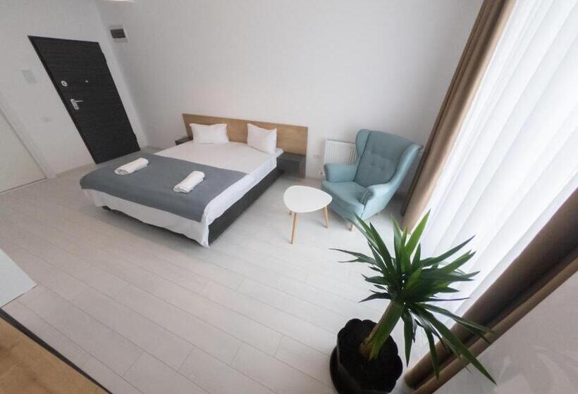 デラックススタジオ, Aparthotel Building Stefan