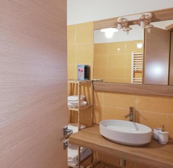 غرفة قياسية, La Vecchia Fontana Del Convento