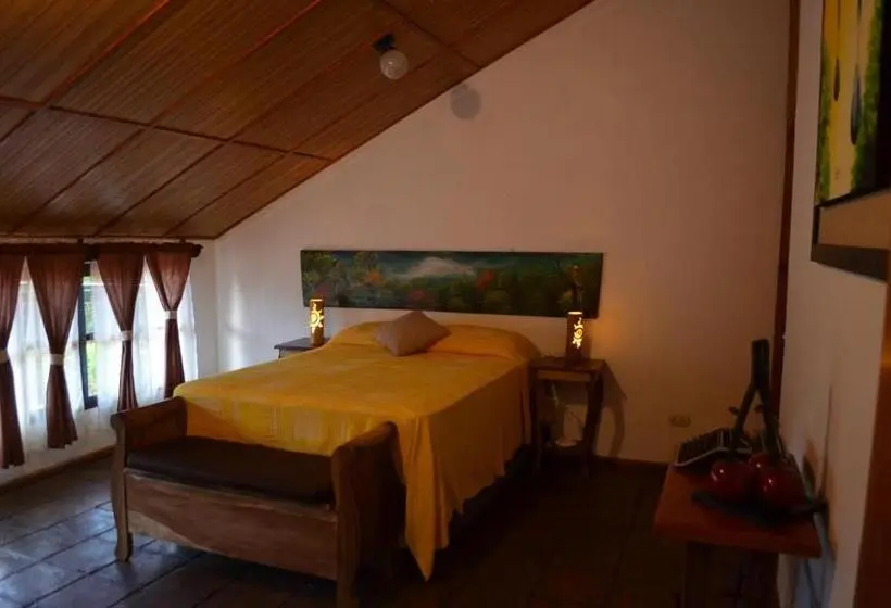 ガーデンビュースタンダードルーム, Hostal Santa Clara B&b