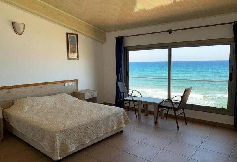 חדר דלוקס נוף לים, Kaplica