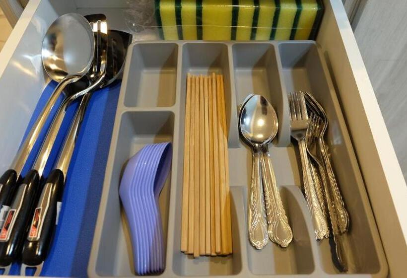 带2个卧室的套房, Puchong Skypod Residence @ Hostay