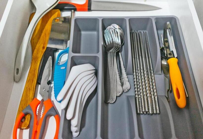 带阳台套房, Puchong Skypod Residence @ Hostay