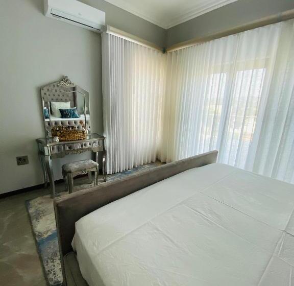 标准间, Mbombela Luxury Villa