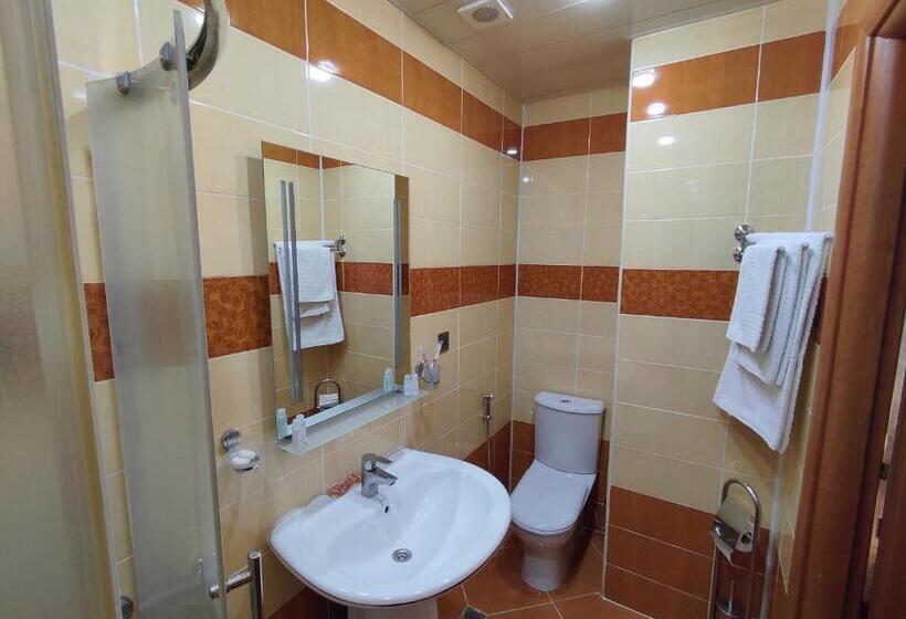 발코니 디럭스 룸, & Bistro