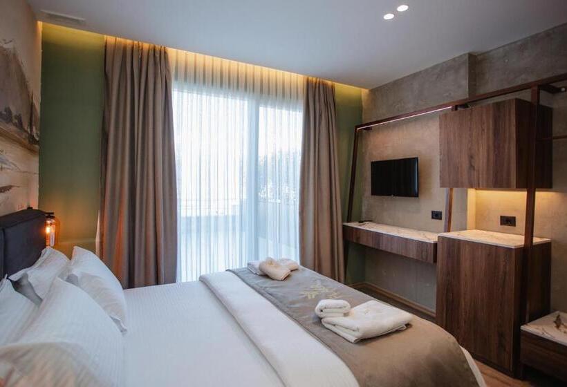 Göl Manzaralı Standart Oda, Flaer