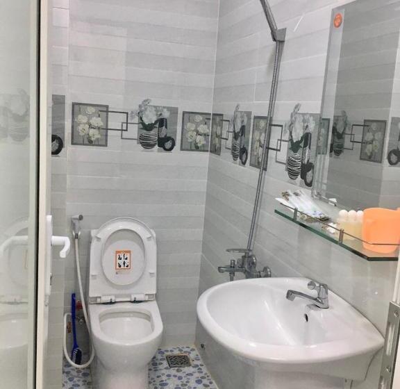 اتاق استاندارد, Khách Sạn Ngọc Quý