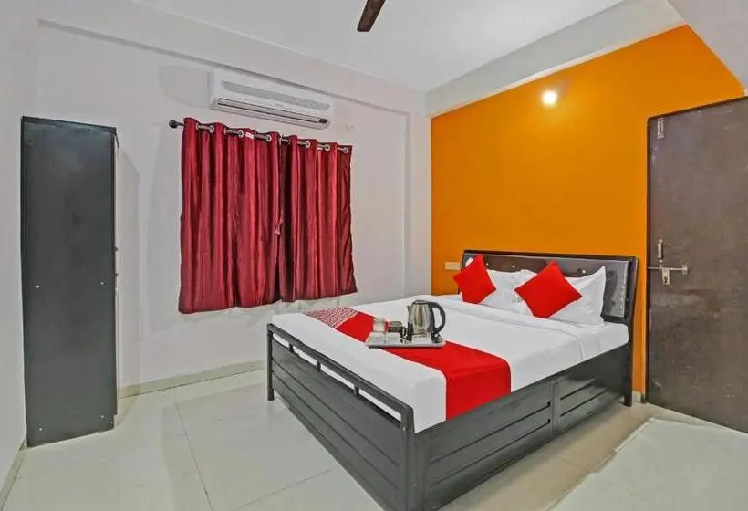 3 Bett Deluxe Zimmer, Khush Executive