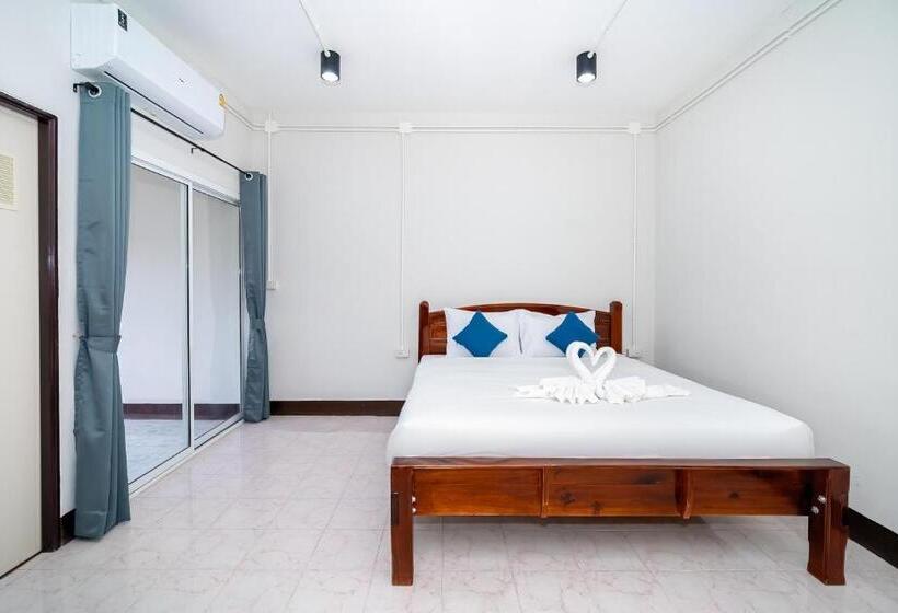 디럭스 룸 킹사이즈 침대, The Palm Krabi Residence And Resort